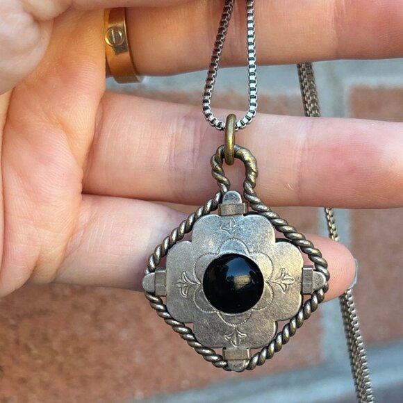 Antique Art Deco Black Stone Metal Pendant - Picture 3 of 6